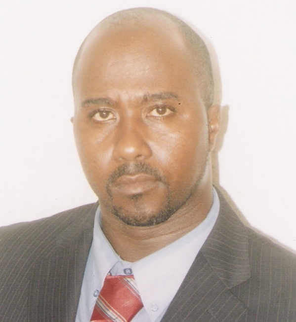 Dr. Lus Vaz Martins